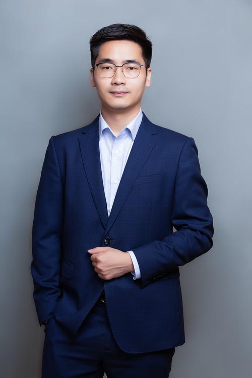 邓梅 调色与视觉增强负责人